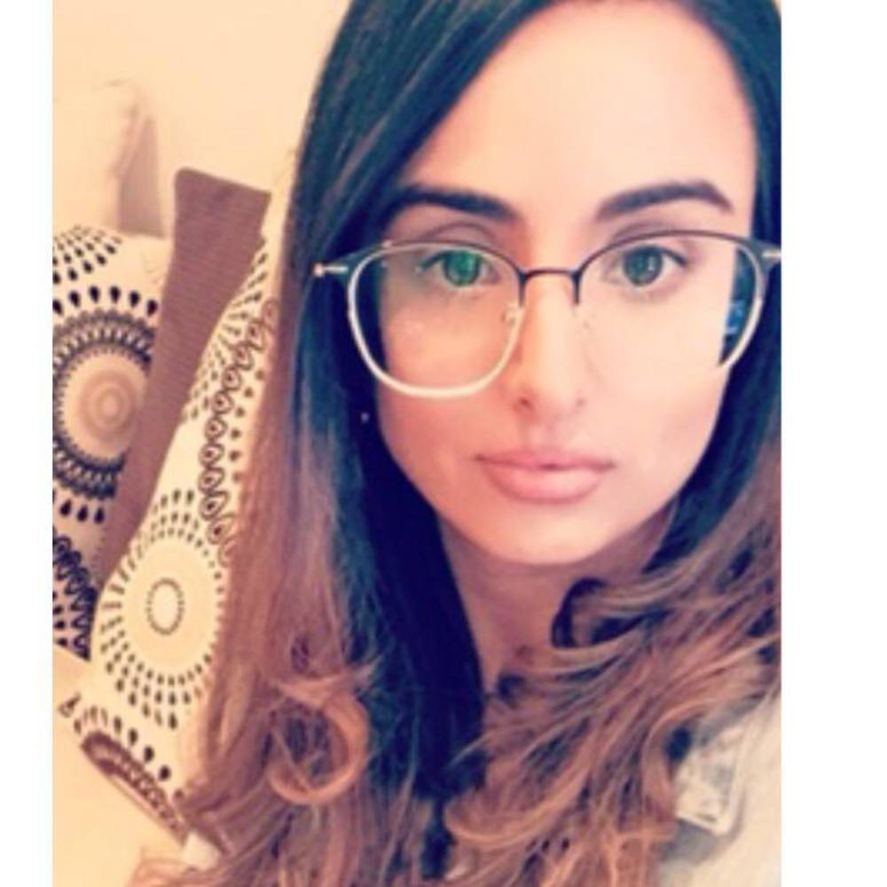 Meet your Posher, Carolyn